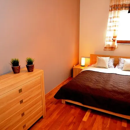 Czternastka Lejlighed *